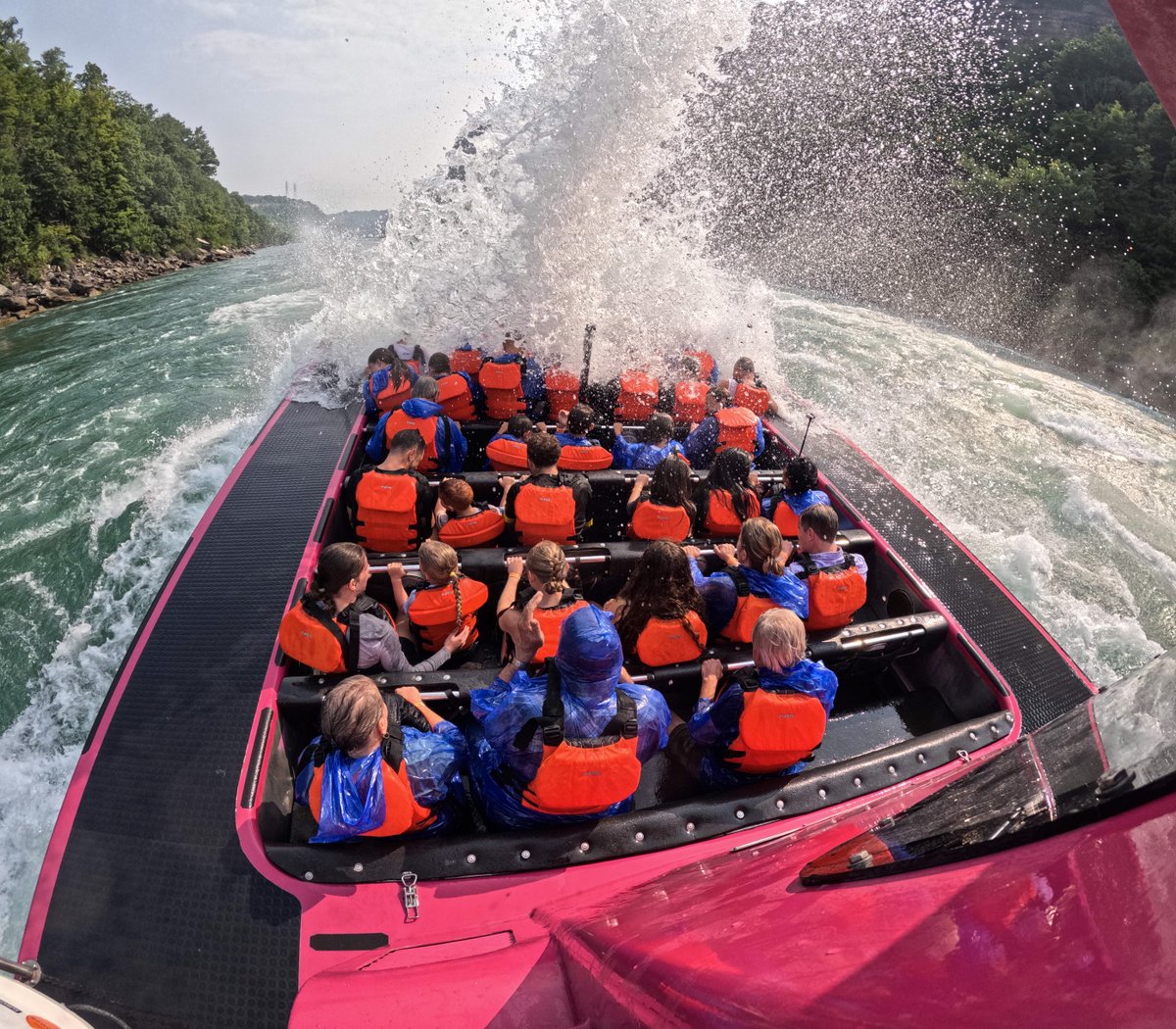 Whirlpool Jet Boat Tours tweet media