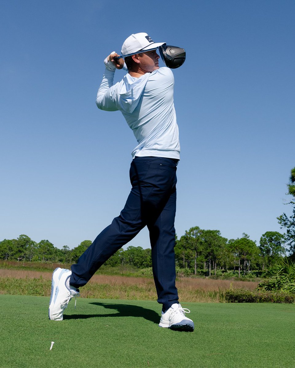 SunDayRed's tweet image. A spikeless shoe with the traction to compete. #SunDayRed