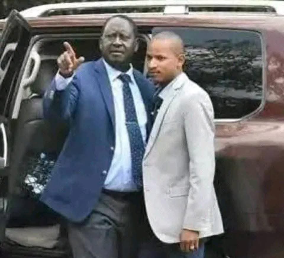 Frediethuz's tweet photo. You killed his BODY but you didn't kill his SPIRIT. Baada ya Baba ni Babu.

Babu Owino my brother keep going we're behind you. TIBIIM!

Sifuna. Kakamega. Teargas. Cs Opiyo Wandayi. Orengo. Osotsi. Linda Mwananchi. Siaya. Gachagua.

#LindaMwananchi https://t.co/ucNk94ICl5