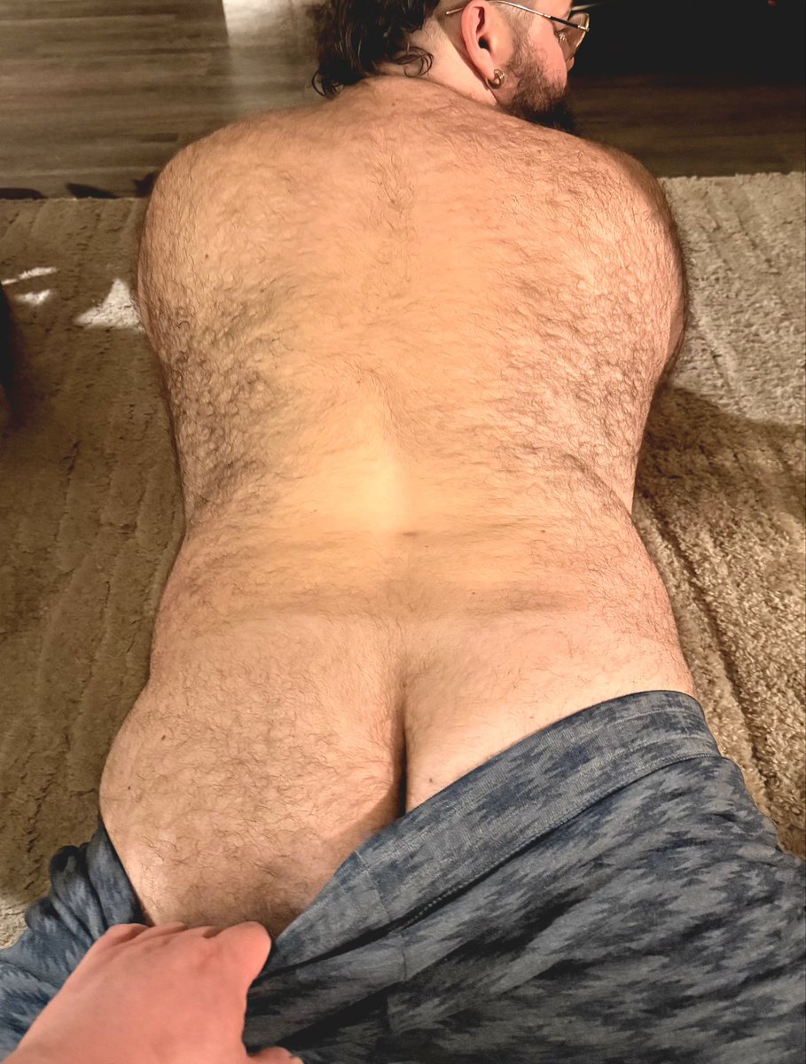 Burly Johan 🔜 TBRU tweet media