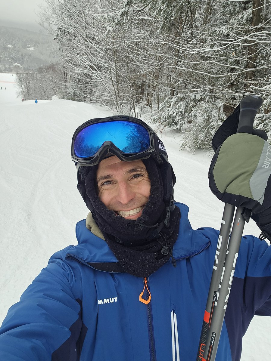 ericfisher's tweet image. May as well work off some pre-blizzard energy. #PowderDay #wintering