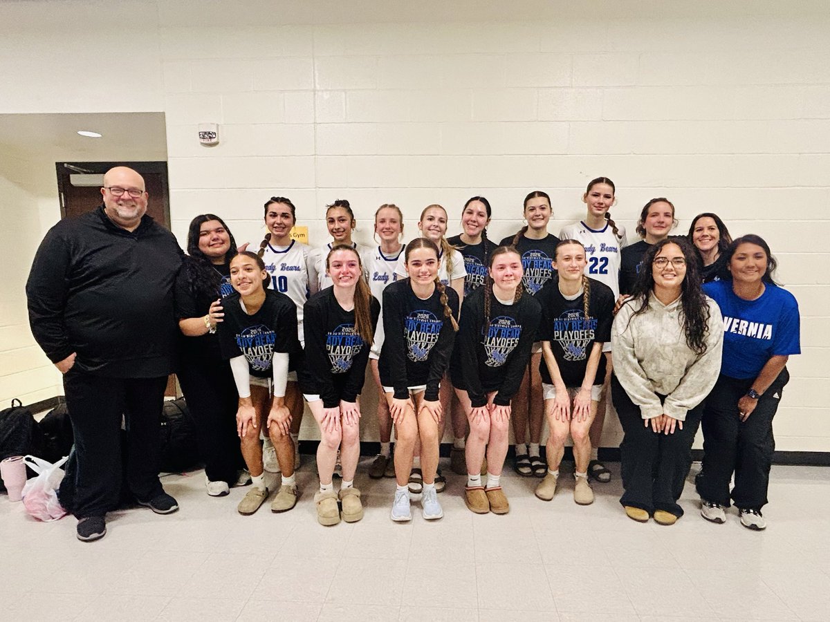 Season came to an end with a tough overtime loss 60-54. Incredibly proud of this team and all the determination and character that they play with! <a href="/Nick_TXHSGBB/">Nick Alvarado</a> <a href="/hinojosa_david/">David Hinojosa</a> <a href="/LaVerniaNews/">La Vernia News</a> <a href="/LaVerniaISD/">La Vernia ISD</a>