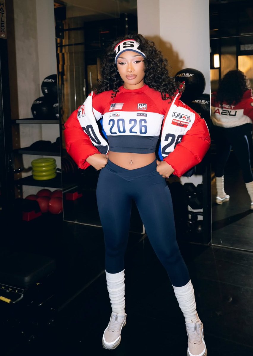 mswholelottaass's tweet image. RT @SunnyBanks_: Oh Megan looks soooooo GOOD! 😍