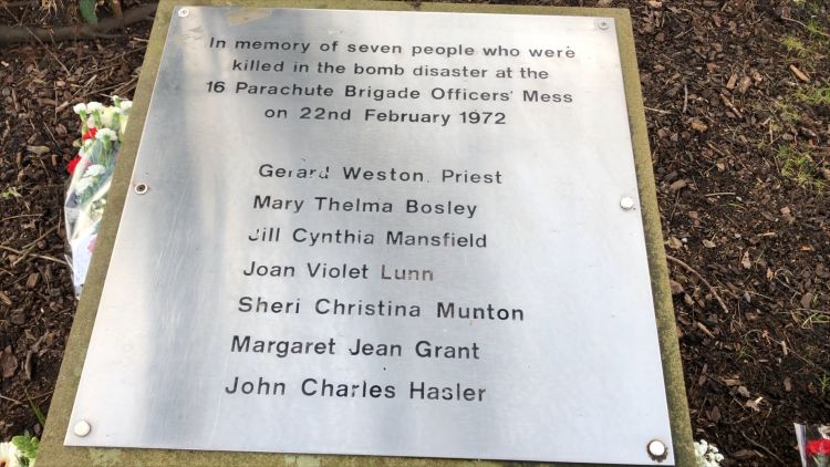 22nd February, 1972

7 innocent people were killed and 19 injured, when the IRA bombed the Officers' Mess of the British Army's 16th Parachute Brigade in Aldershot.

The victims were 5 cleaning ladies, a gardener and an Army Chaplain

Lest we Forget these innocent people 🙏