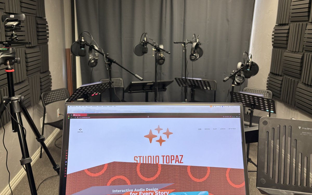 STUDIO TOPAZ tweet media