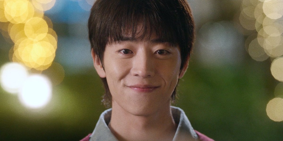 됐다 느낌 왔다 자기도 모르는 사이에 죽고 싶었던 사람을 두 번이나 살린 여자와 그 여자를 웃게 해주고 싶은 남자 제발 저요 찬란 구매할게요 이런 이야기를 기다려왔다오