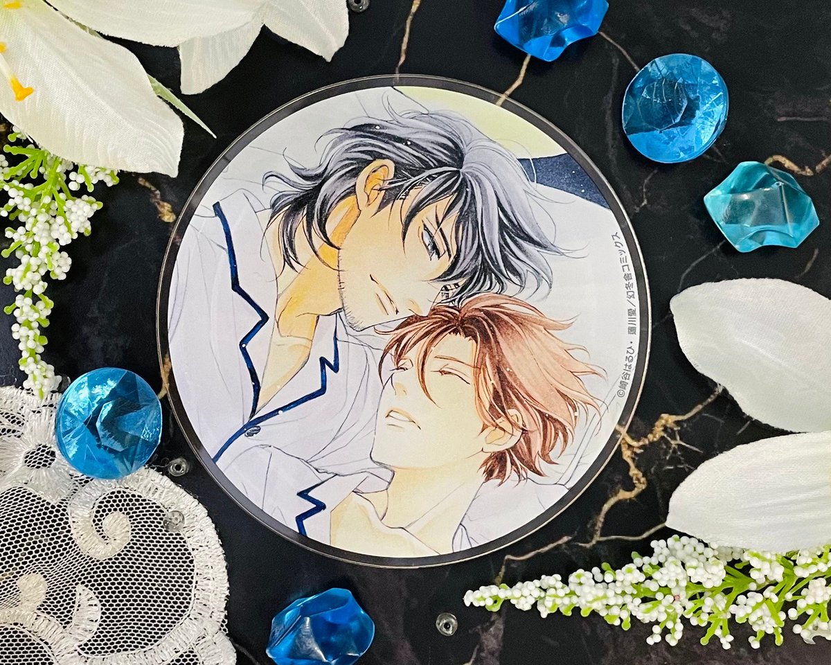 comicomistudio's tweet photo. ⋆⸜💜好評発売中💜⸝⋆
 
#崎谷はるひ 先生(@harusakisora)
/ill: #蓮川愛 先生 新刊文庫📕💕
『#ゆるやかな夜に戻る』
幻冬舎ルチル文庫(@rutile_official)

💗🎁コミコミ有償特典✨アクリルコースター✨＆
💗🎁コミコミ特典✨SS小冊子✨付❗️
 
https://t.co/d8NyX8DNgJ https://t.co/yjARitRkva