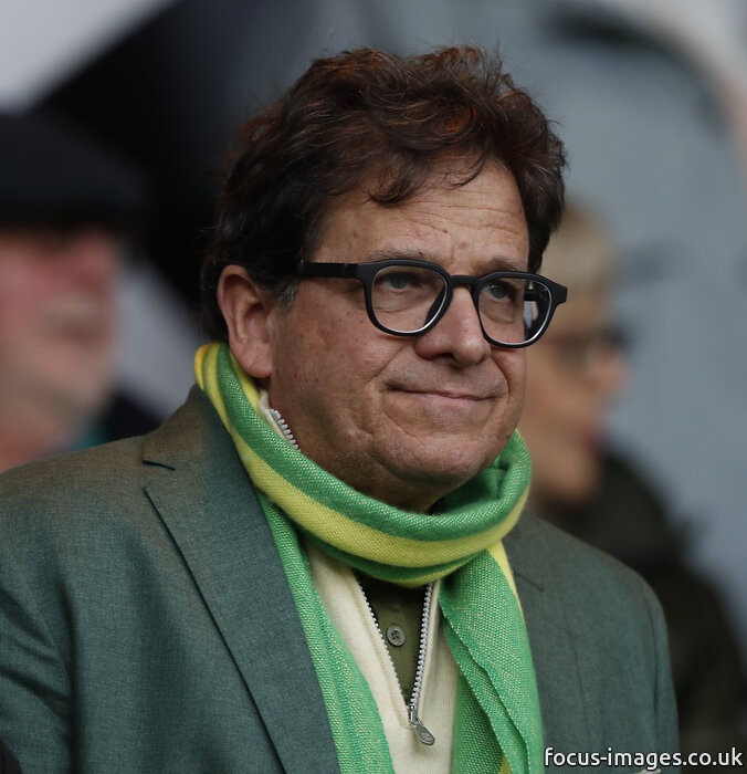 The Pink Un tweet media