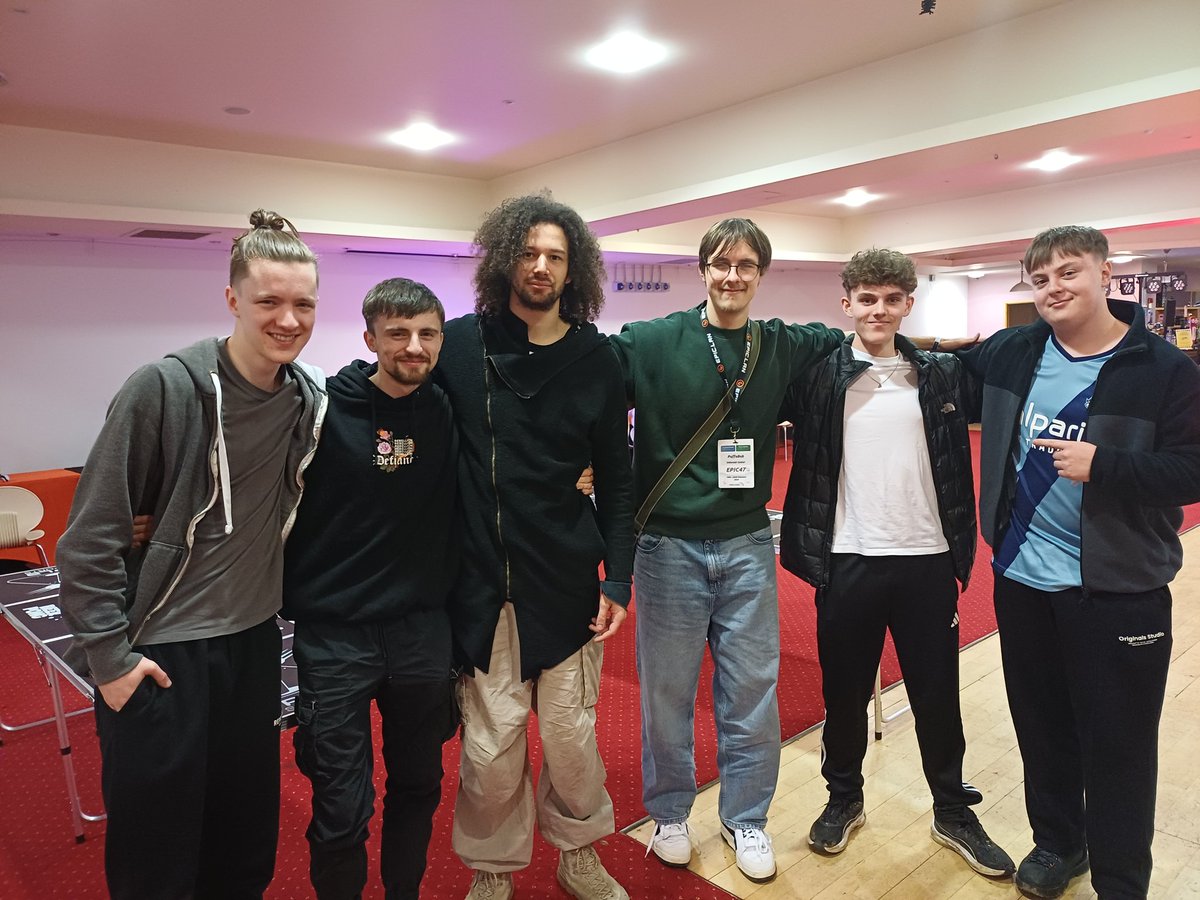 Got the pleasure of meeting up with all of the players from <a href="/PUX_Esports/">PUX Esports</a>

Such a fun roster to be around and one of the most unique comps at the event, looking forward to seeing more of them🔥