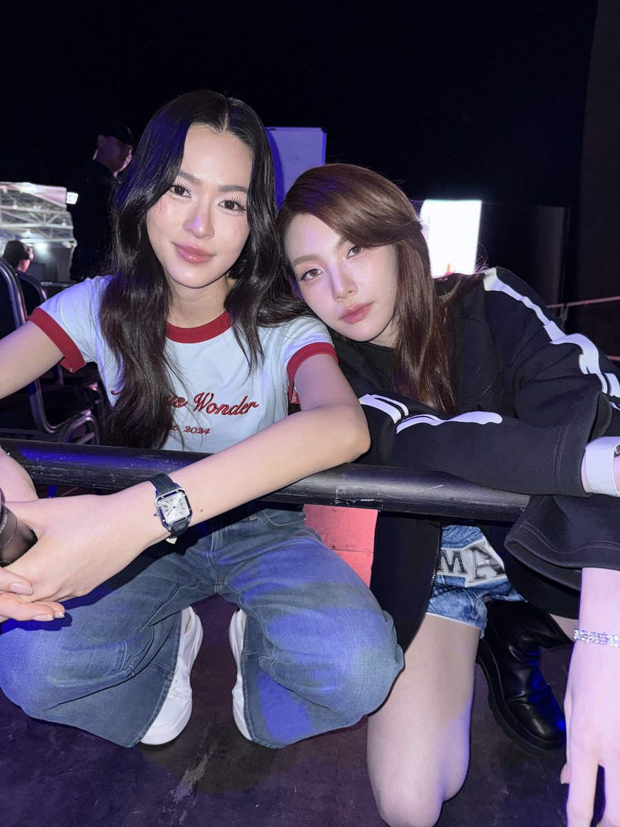 คืนนี้นอนหลับฝันหวานกันนะจ๊ะพิจ๋า 🥰

LINGORM FAN MEET IN SG
#LingOrm2ndFMinSingapore
#LingOrm #หลิงออม