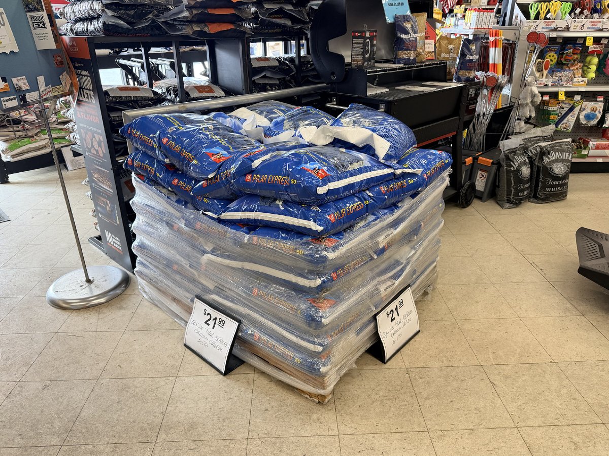 BellAceHardware's tweet photo. The storm is on its way, and we’re here to help you get ready. We have ice melt in stock and ready for you! Stop by ACE and grab what you need to keep your sidewalks and driveways safe before the snow arrives. We hope to see you soon! https://t.co/tMjdxbJN8J