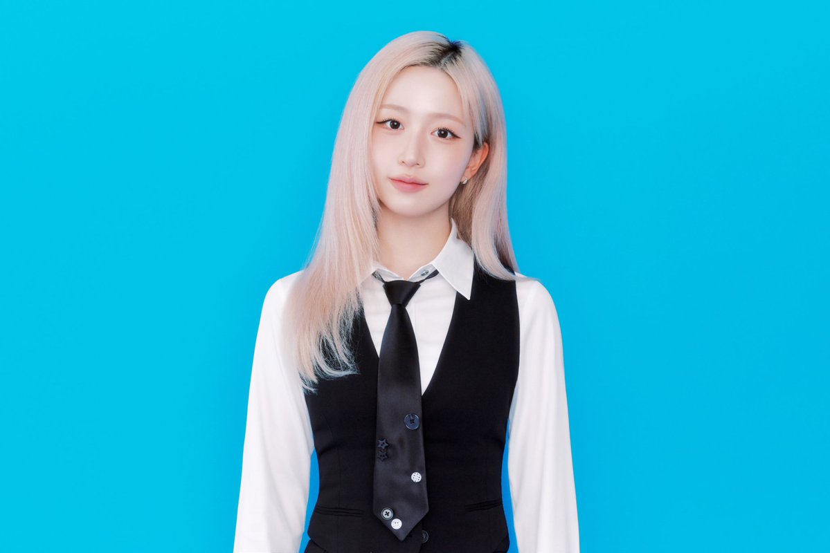 happy NMIXX day to those who celebrate! 4th debut anniversary and