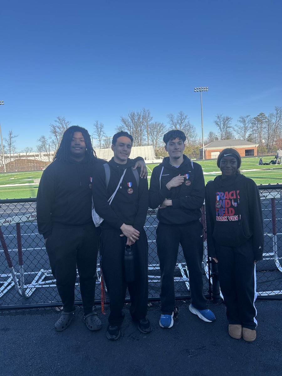 Coach Luckey tweet media