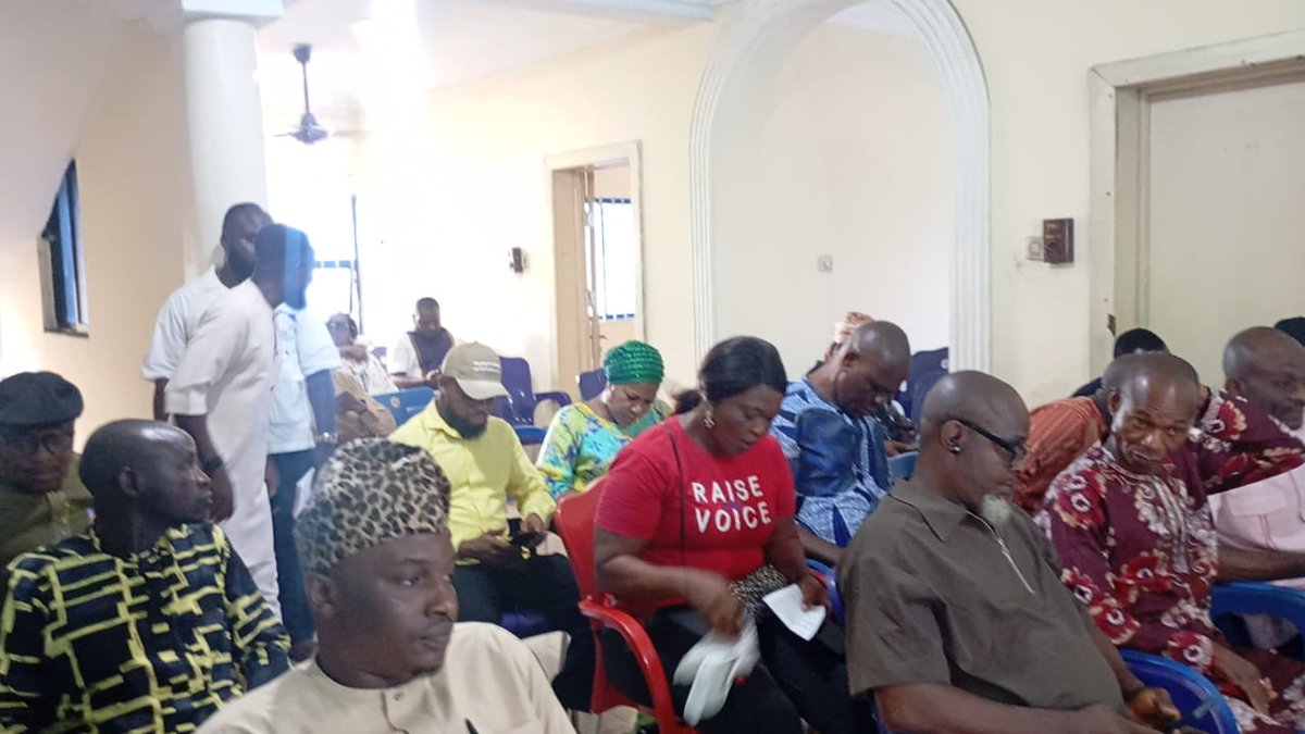 Rivers_First's tweet image. Special Indigenes at the RFM Secretariat today, pledging their commitment towards the RFM liberation project.

RFM welcomes all Rivers men and women by birth and by heart to join hands with us as we take back power for Rivers people.

Join RFM today!
#RiversFirstMovement 
#RFM