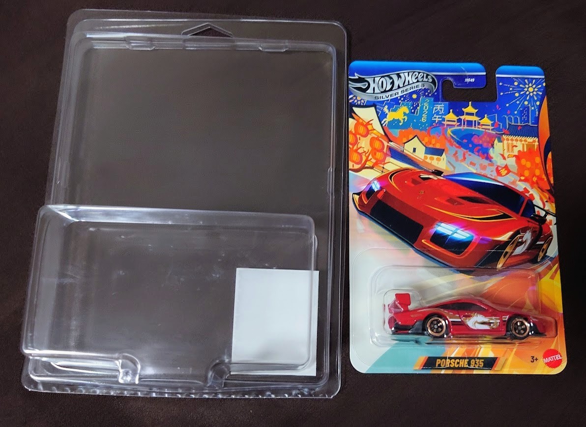 気分転換？に🐧に寄ったが クールコンビどころか PANTONEまるごとsold