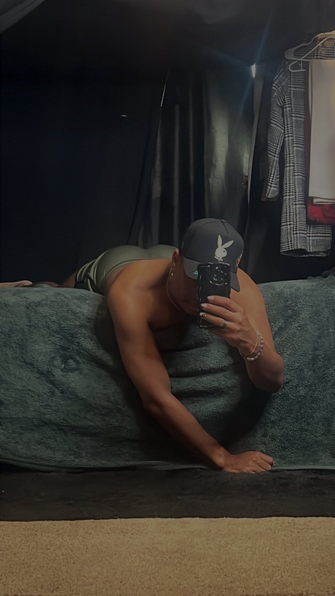 Domescrewju's tweet photo. 🍑 https://t.co/xMGd7aqEUm