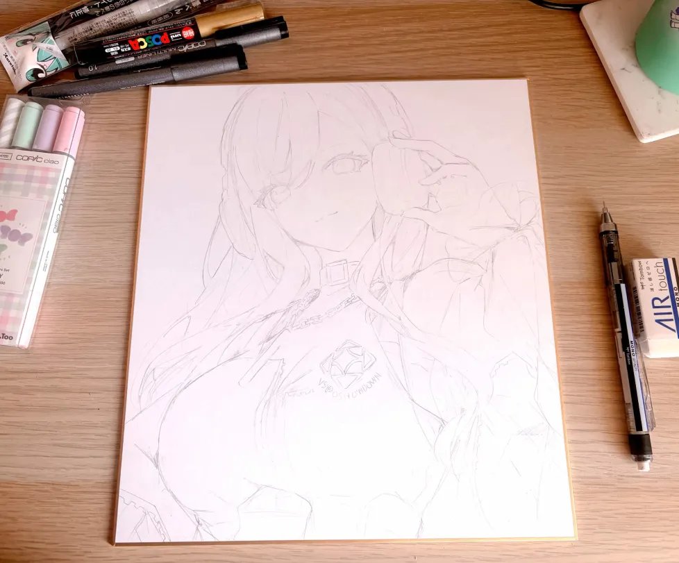 本日中に完成予定だった抽選用の色紙ですが、 0.1のミリペンを買う