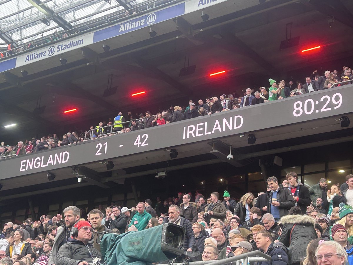 Simon Clarke tweet media