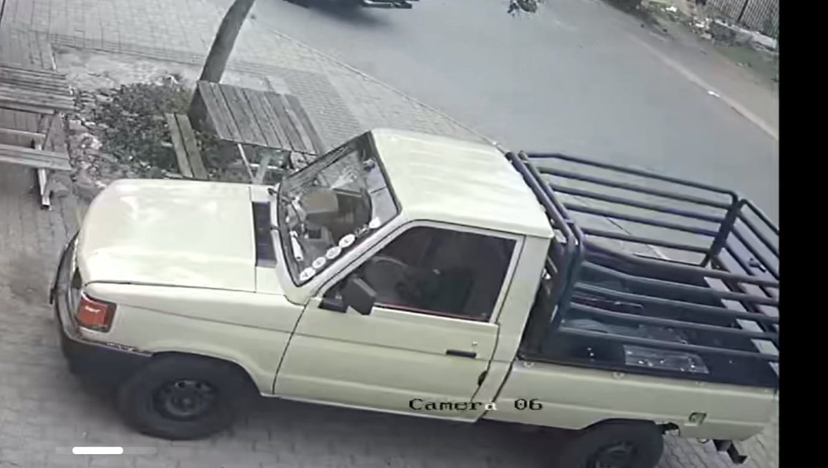 Sihle_Donga's tweet photo. STOLEN 🚨 Van (LRH 461 GP) stolen last night at Orlando East Soweto. If seen or have info, please Call/WhatsApp Mphiliseni on 0783281633. R5,000 reward for leads to a find.  #OrlandoPirates#OrlandoPiratesAmstelArena  #LRH461GP #MadlangaCommision #mugabe #UltimateGirlsTripAfrica https://t.co/CYD3EOURGM