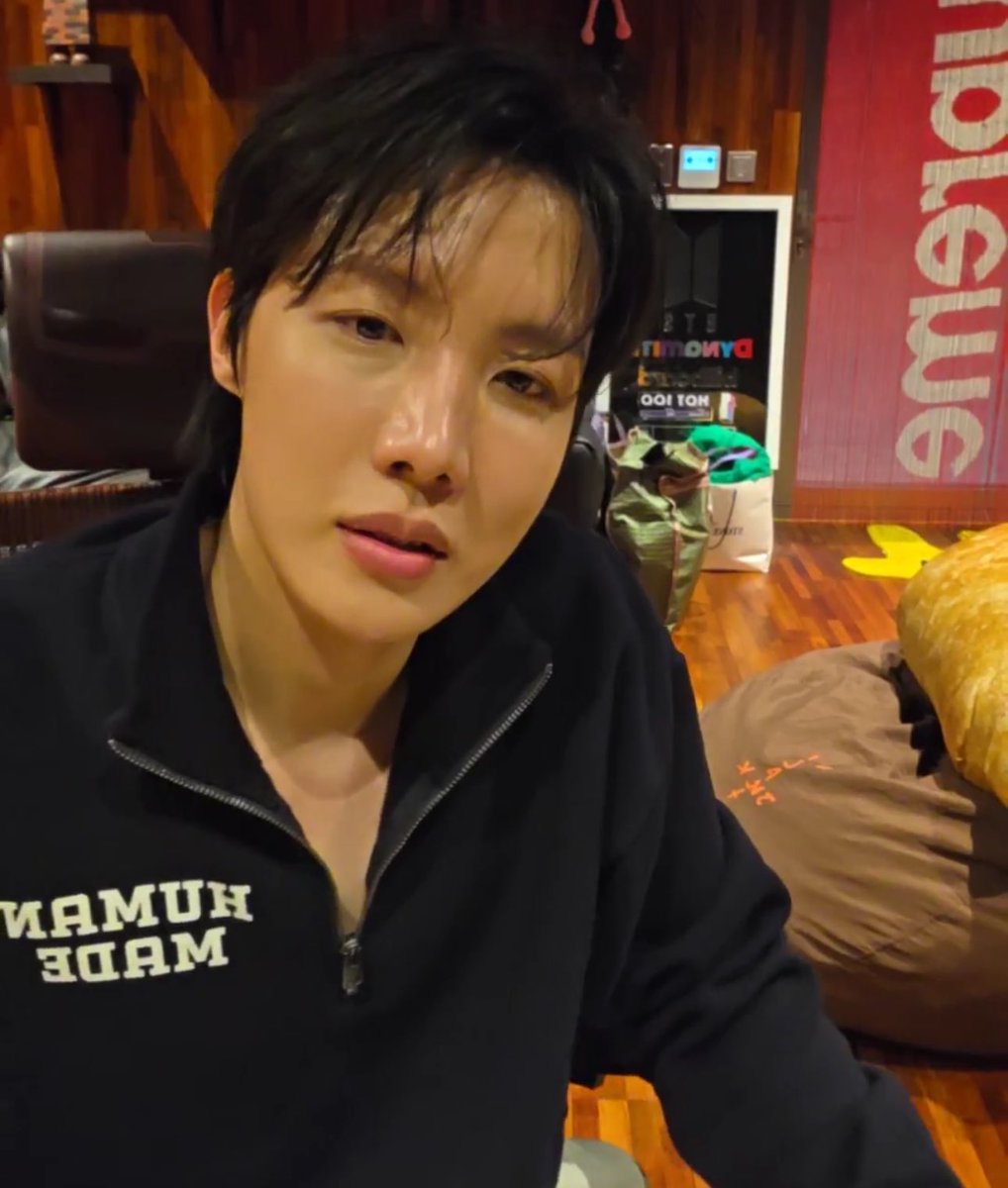 bts let me into the kitchen cause wtf are y’all eating to look so goddamn stunning???