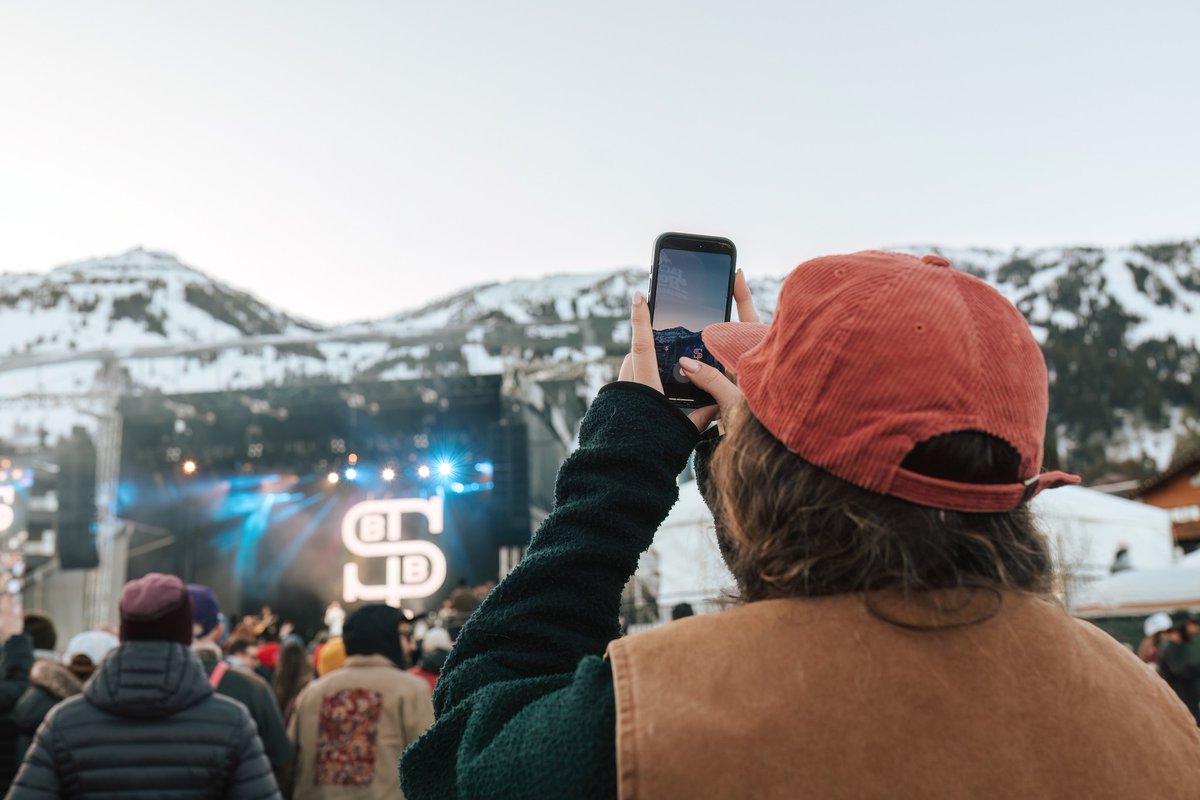 DriverProvider's tweet image. Rendezvous Music Festival lands March 28, 2026, in Jackson Hole.
Whether heading solo or with a group, count on The Driver Provider for a smooth ride.

Book with us at driverprovider.com

📸: Rendezvous Music Festival

#TheDriverProvider #RendezvousMusicFestival #JacksonHole