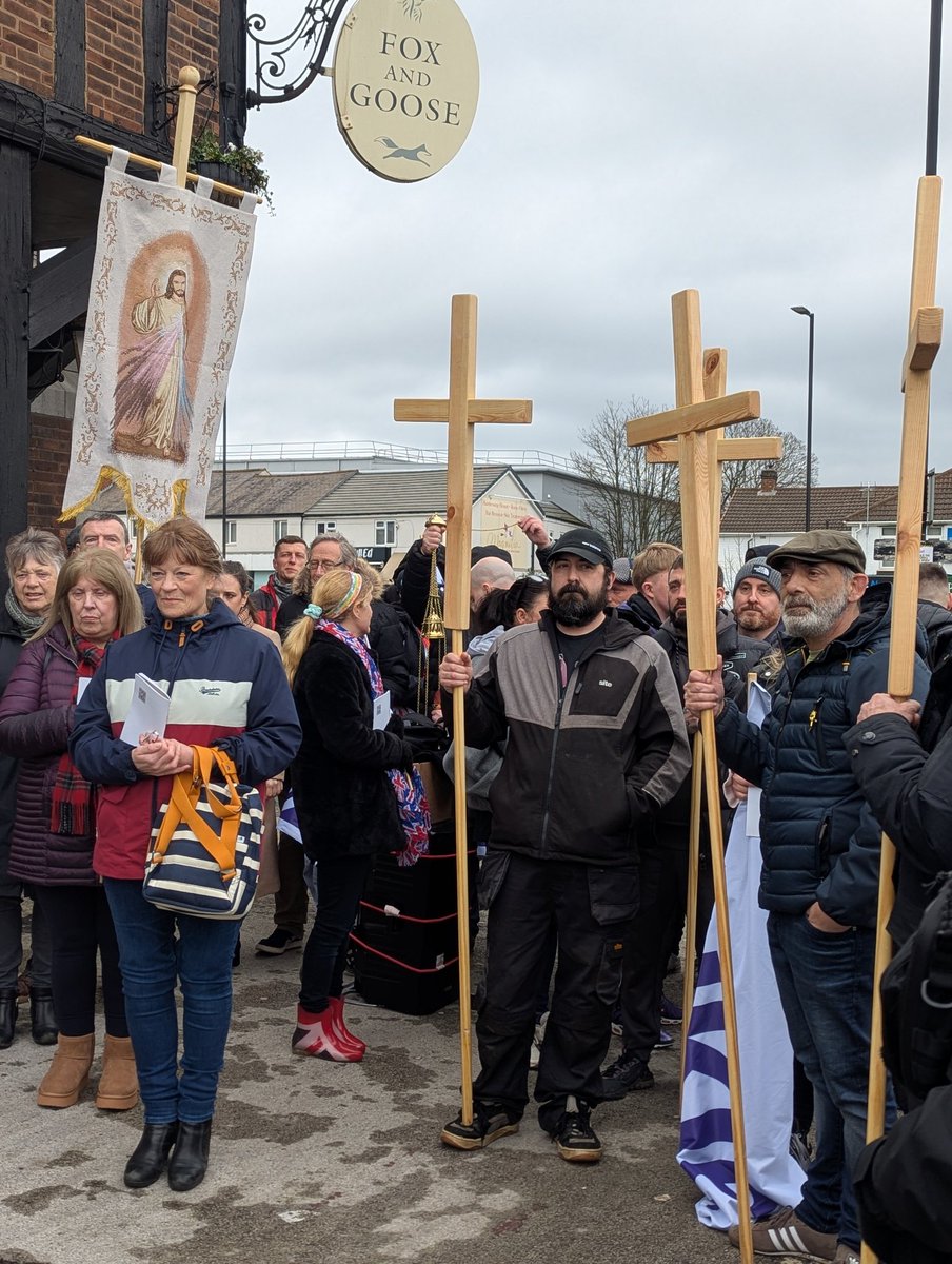 Tracey Thorne tweet media