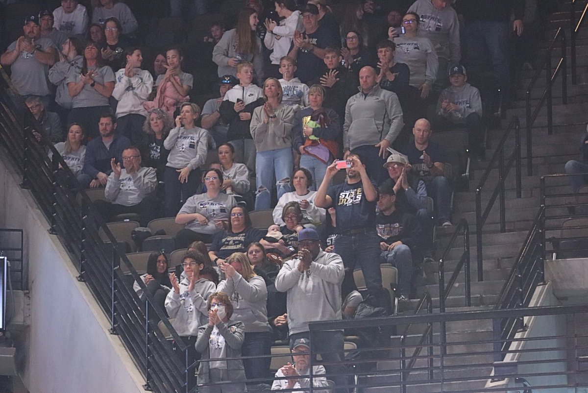 Christian Horn tweet media