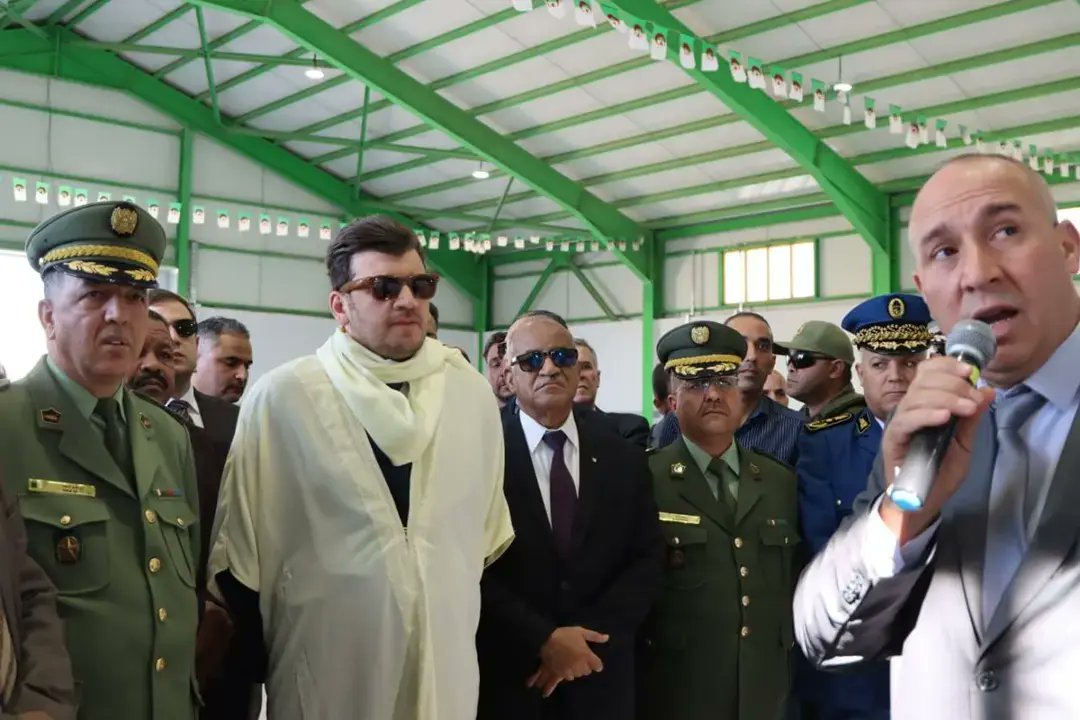 Algerie_aps's tweet photo. #El_Meniaa
#Oualid lance un projet de silo céréalier stratégique d’une capacité d’un million de quintaux
https://t.co/LpzIlH39QG https://t.co/g2gJjzf7YN