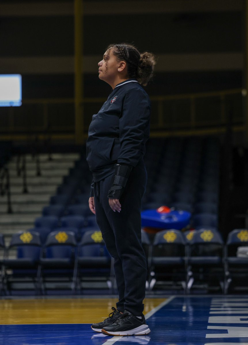 GovsWBB's tweet image. Wishing a very happy manager appreciation week to the best duo around! 

We are so thankful for everything Sariah and Kam do for our squad🎩🏀