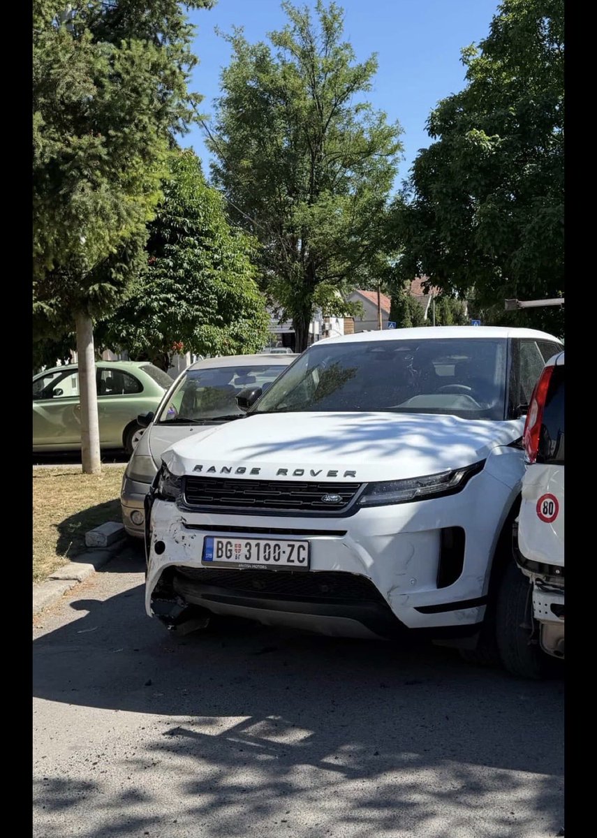 spettrkurva's tweet photo. Xaxxaxaxaxxxa namrljana traljavice https://t.co/Zr7OifnZPm