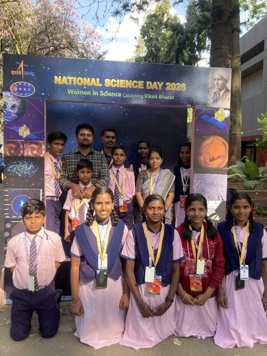 GududuruA's tweet photo. real satellite modules such as the legendary Aryabhata, Bhaskara, and Rohini. Students were also introduced to advanced environmental test facilities, including Asia’s largest vacuum thermal test chamber, where the endurance of satellites is verified under space-like conditions. https://t.co/eL8hNYQMaM