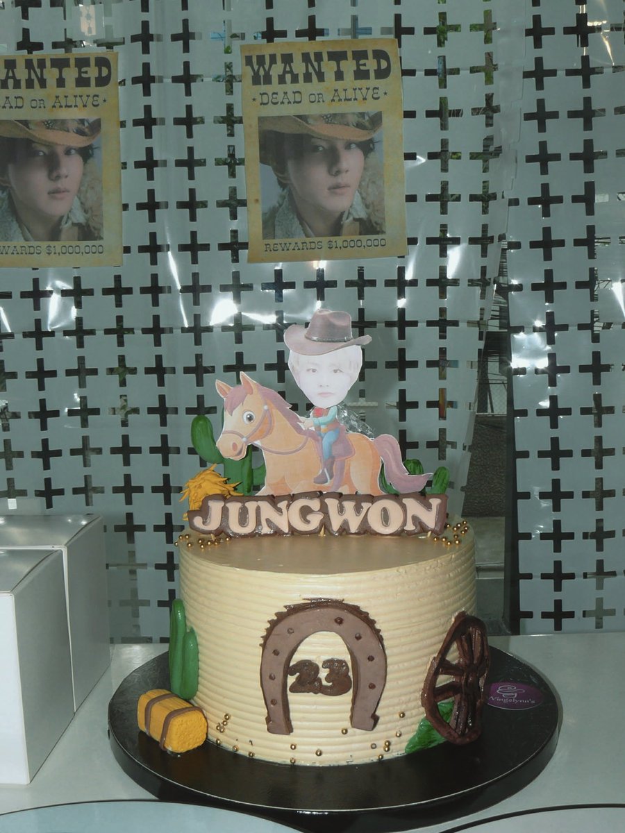 charm୨ৎ|| ENHYPEN IS 7 tweet media