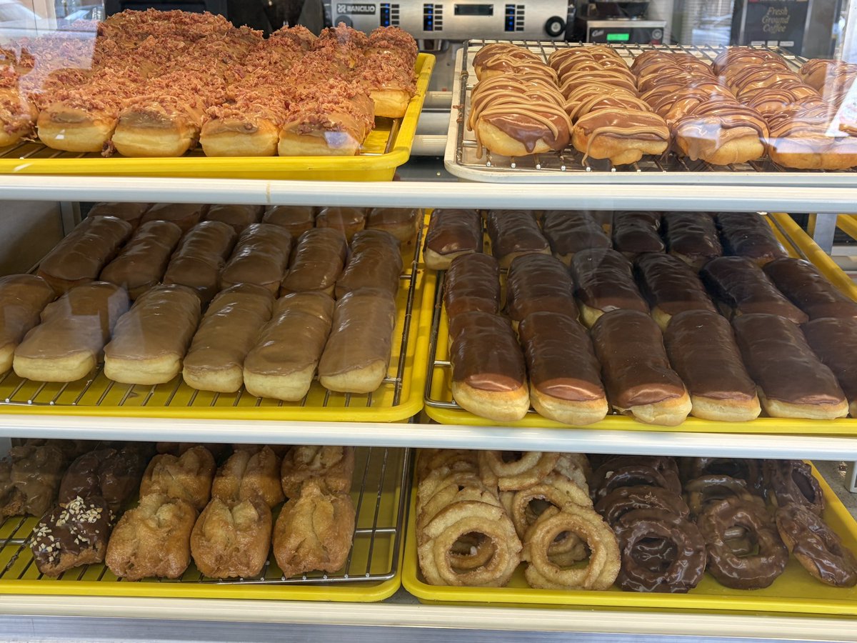 Brian Lenney ™ tweet media