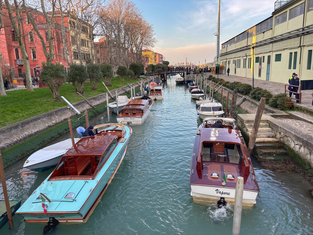 Stuart Fuller tweet media