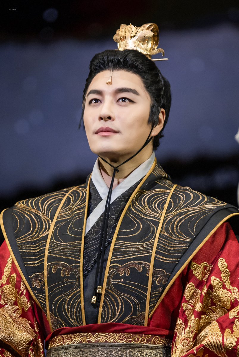 하나사진관 tweet media