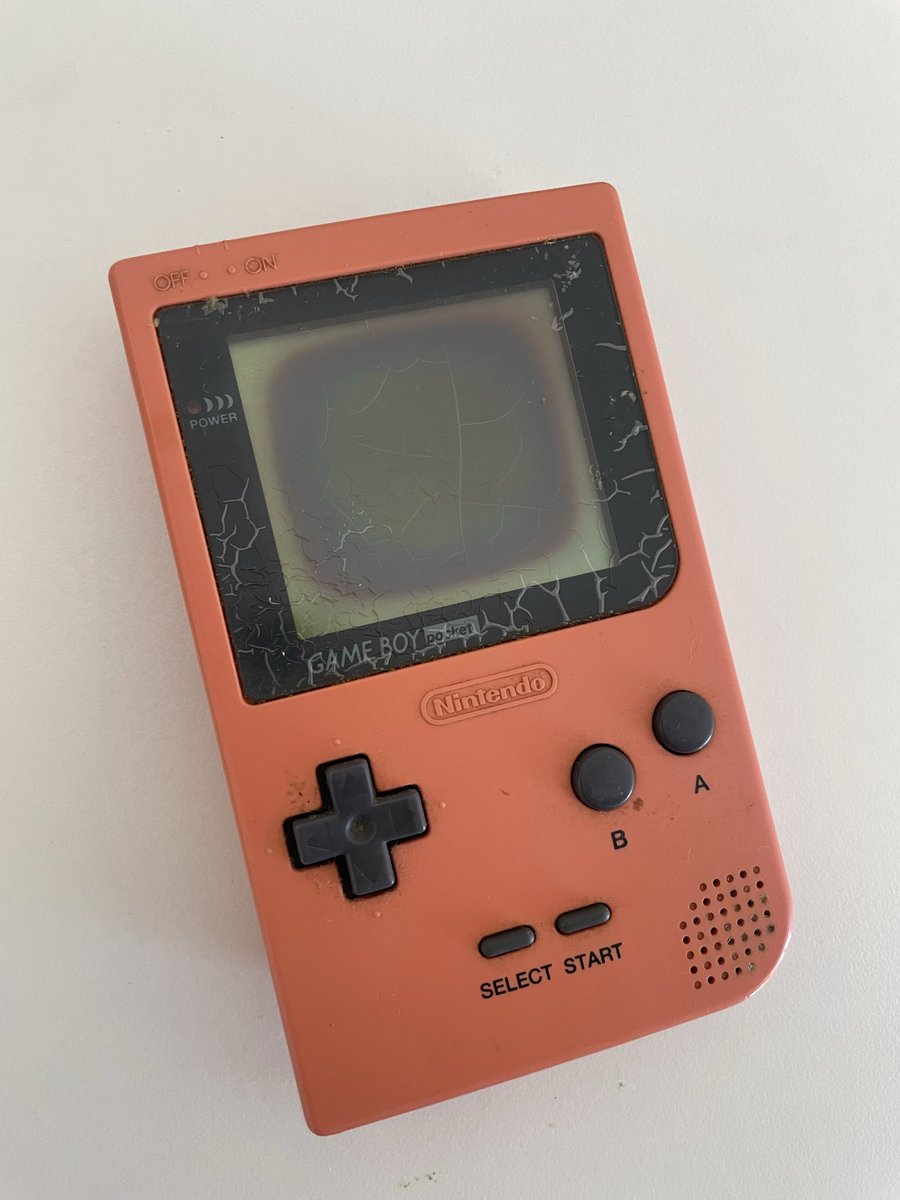 RetroTrastero's tweet photo. ¿Qué puedo hacer para restaurar la pantalla? 🙄🤦🏻‍♂️ https://t.co/Q7Sboj3Zgl