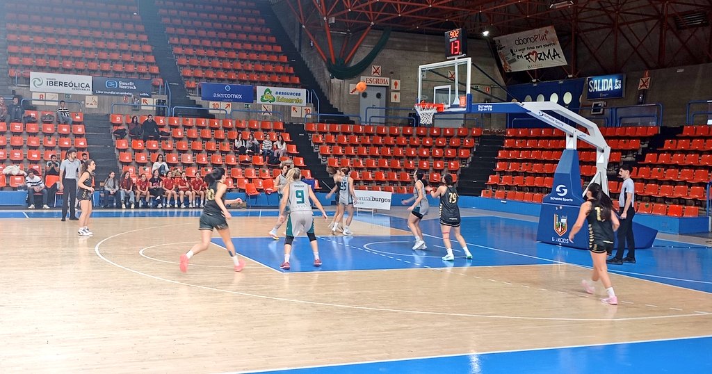 | PRIMERA NACIONAL | ⛹🏻‍♀️ #1NacionalFemenina 
📌J.18
🏡 Plantío 

Final del primer cuarto
<a href="/CBBabieca/">C.B. Babieca</a> 16 - 18 Cañadío Santander