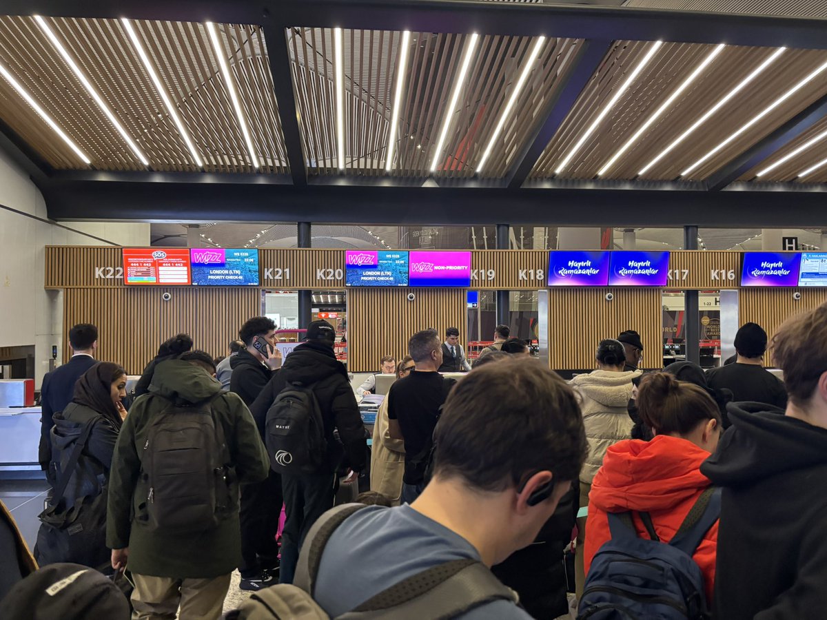 Steve Banks tweet media