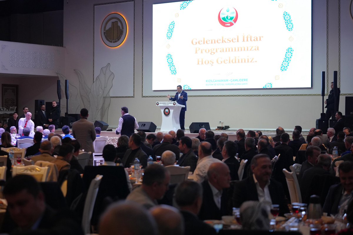 _cevdetyilmaz's tweet photo. Rahmet kapılarının sonuna kadar açıldığı bu mübarek ayda ESYAV Kızılcahamam-Çamlıdere Eğitim ve Sosyal Yardımlaşma Vakfı’nın iftar sofrası etrafında Kızılcahamamlı ve Çamlıdereli hemşehrilerimizle bir araya geldik.

Ramazan ayında zirveye çıkan kardeşlik ve infak bilincinin yılın her gününe sirayet etmesini temenni ediyor, bu güzel buluşmaya vesile olan ESYAV Vakfı yöneticilerine, hayırseverlerimize ve emeği geçen herkese teşekkür ediyorum. 

Bu mübarek ayın milletimize, İslam âlemine ve tüm insanlığa sağlık, huzur ve bereket getirmesini diliyorum.