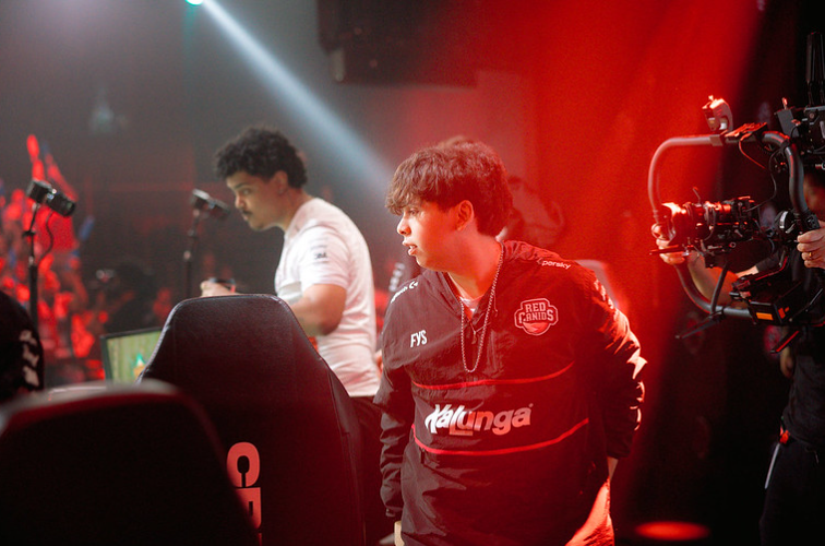 A RED Canids ABRE O PLACAR!🐺

Com o combo de Nocturne + Orianna, a RED Canids vence o primeiro jogo da série md5 contra a LOUD.

Baita partida da RED Canids, INCOMODARAM MUITO com esse combo.

RED 1 X 0 LOUD