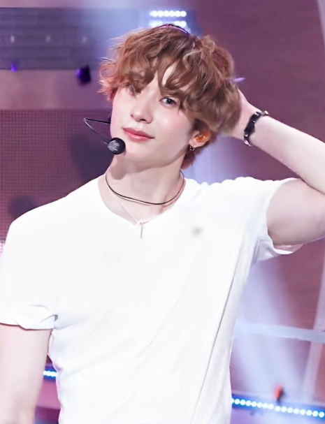 About Music tweet media