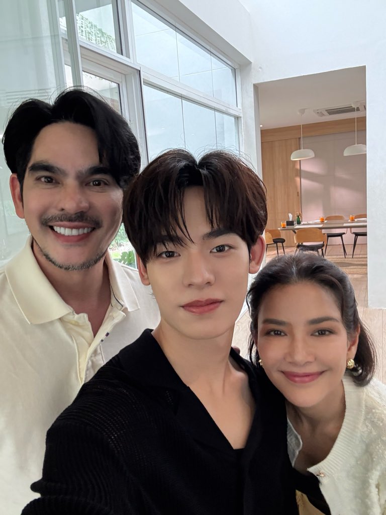 สวัสดีครับคุณพ่อคุณแม่ บ้านฉินเป็นไงบ้าค้าบทุกคนน

DUANG WITH YOU EP4
#ด้วงกับเธอEP4