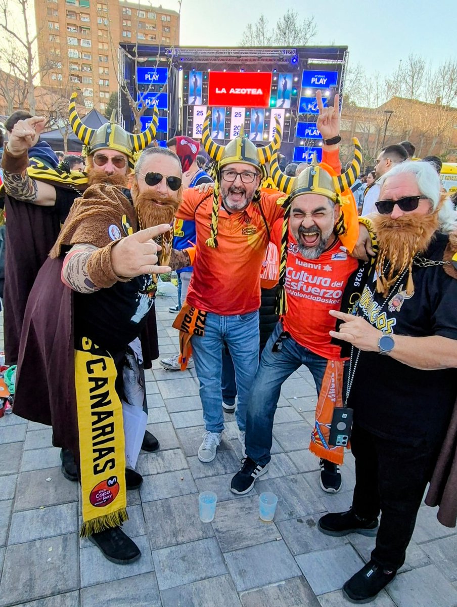 Grandes clasicos de las Copas. Tenerife muy top.

Hoy vamos... a por todaaaaassss!!