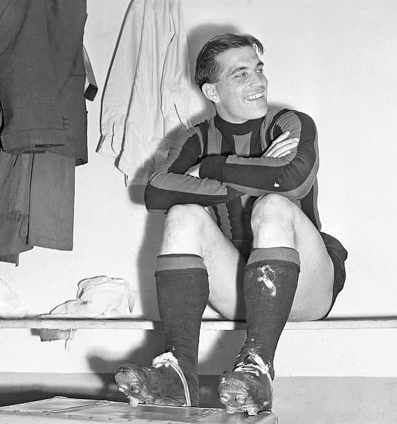 SuperbFootyPics's tweet photo. Good Old Days Football
AC Milan
Nils Gunnar Nordahl
257 League Appearances
210 League Goals
1949-1956 https://t.co/vSuMAwUMga