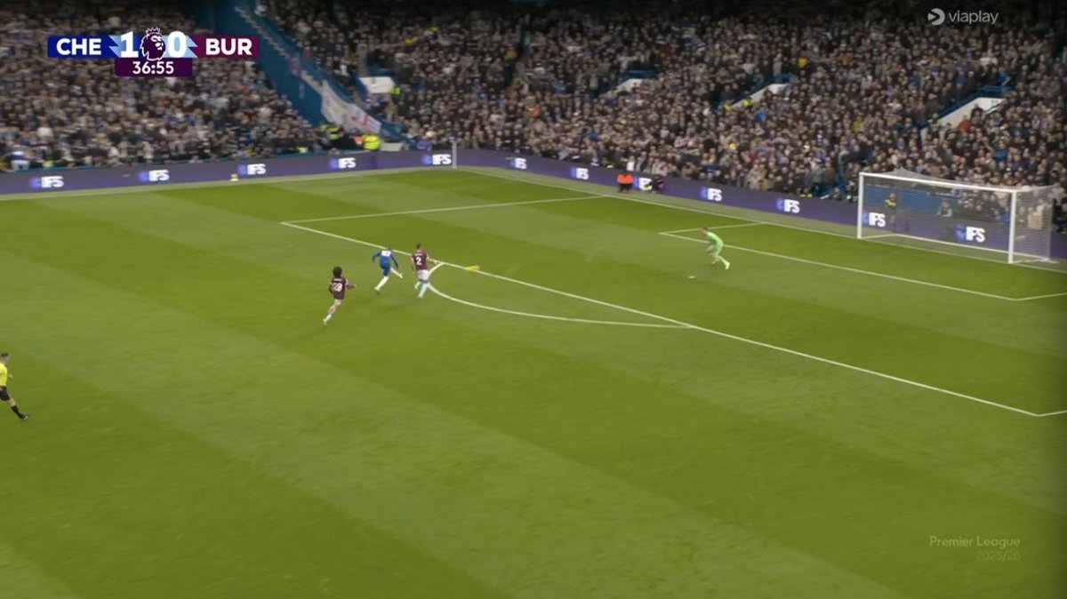 I can’t believe Palmer didn’t score from this angle