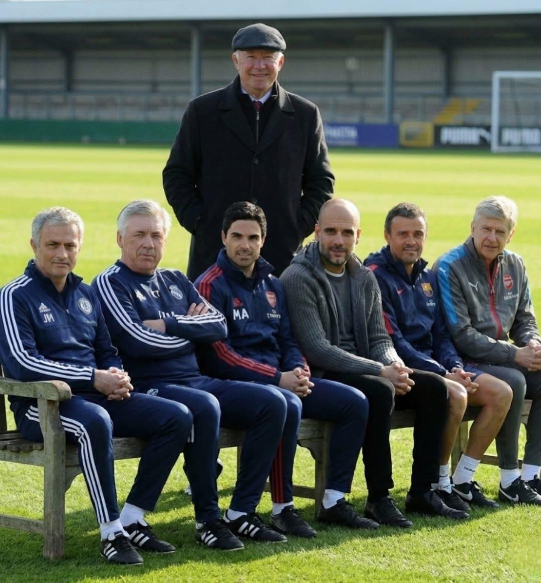 Who stands for Fergie to sit down? 🧐