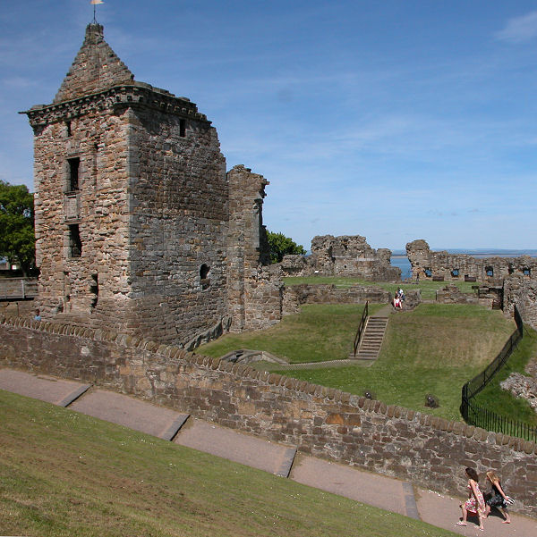 Undiscovered Scotland tweet media