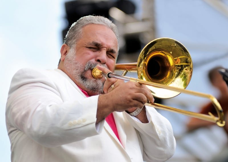 juanacho87's tweet photo. Hace pocos minutos falleció uno de los pioneros de la salsa Willy colon. Paz en su tumba #WillyColon https://t.co/JpizxcZrPJ
