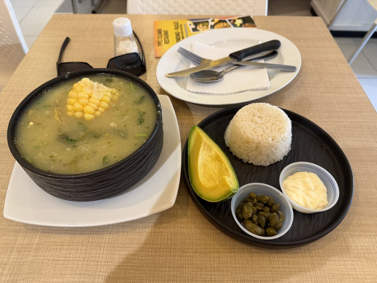 ✈ Stephen tweet media