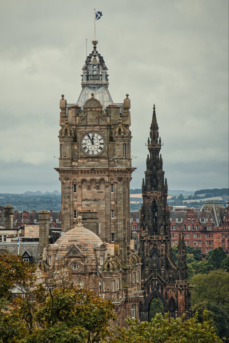 travel_w_lenses's tweet image. 📍 Edinburgh, Scotland 

Today some more photos of the Edinburgh from the top of the Calton Hill.

Have you ever visited Edinburgh?

Edited with Luminar Neo

#travelwithlenses #visitedinburgh #visitscotland